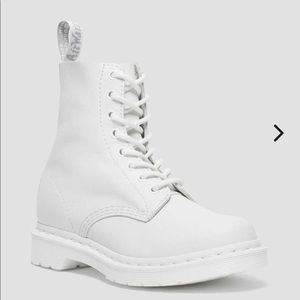 Doc Marten’s Pascal Womens Moni Lace Up Boot